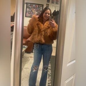 Meet your Posher, Mandy